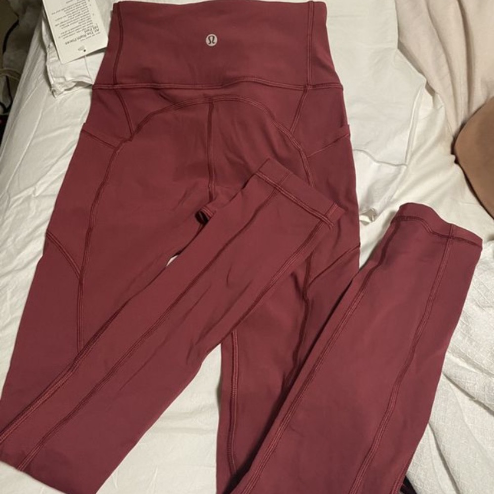 Lululemon leggings never worn size 2